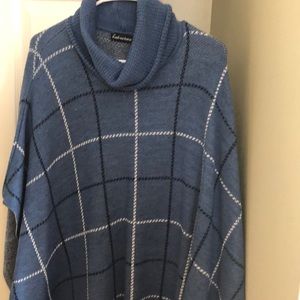Woman’s poncho